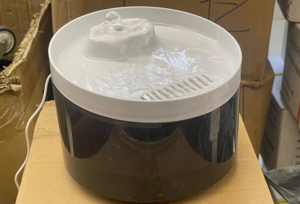 新到，寵物飲水機 $49