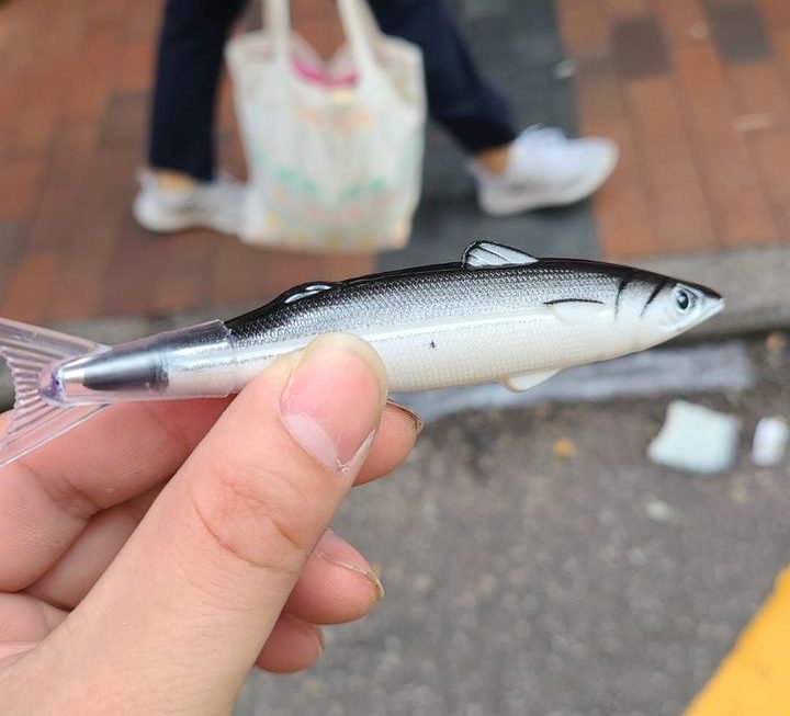 $3 原子筆