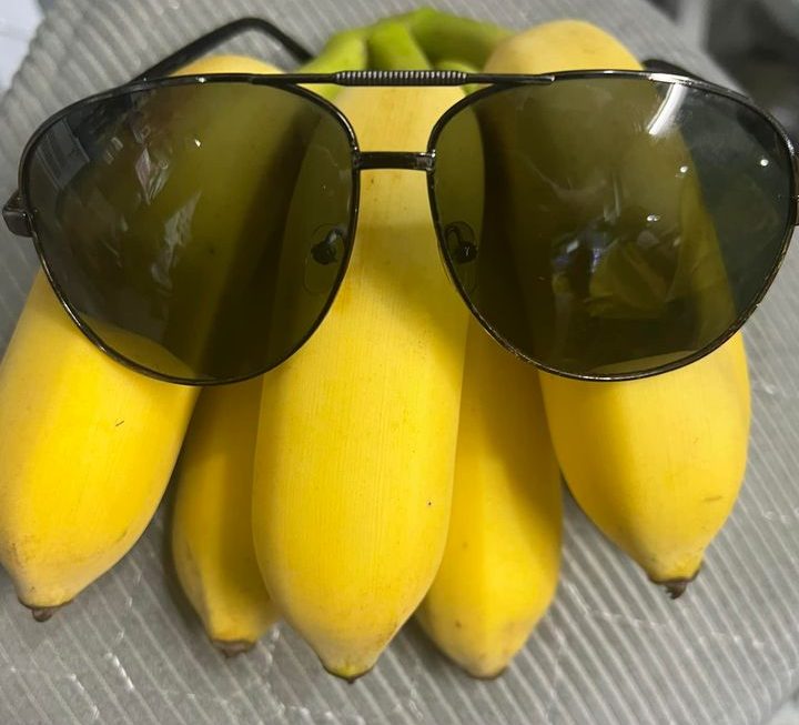失物（太陽眼鏡）請到收銀處認領，但唔包香蕉￼