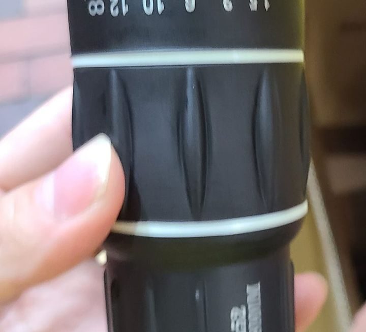 $25 望遠鏡門口位少量