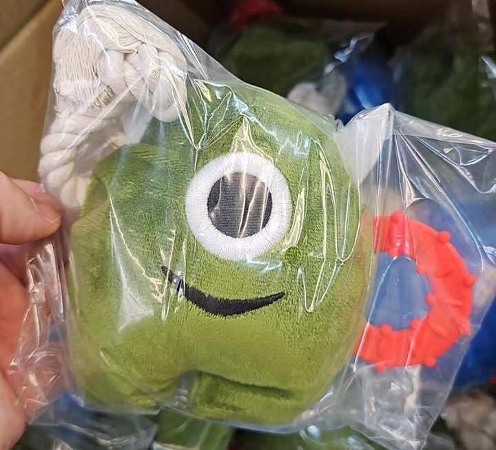 $10 狗玩具 門口位
