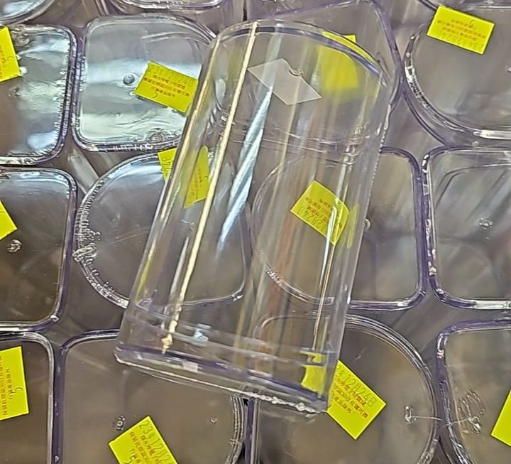 $5 公仔太空艙門口