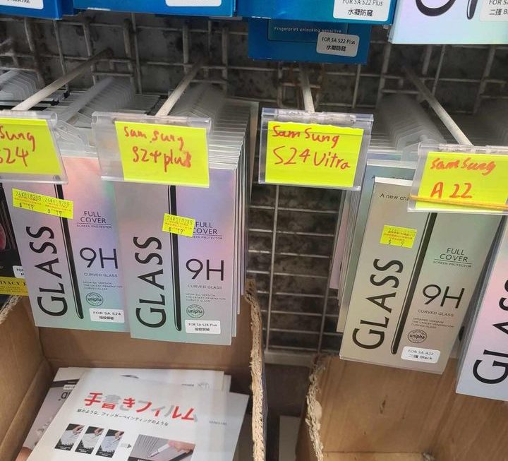 阿姨：知道邊部機受歡迎啦🌝