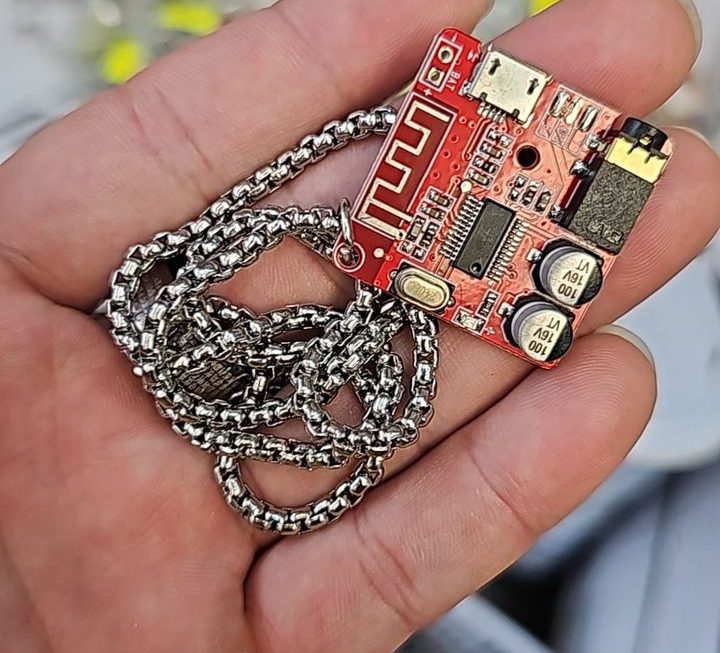 $15 高科技電子零件門口位
