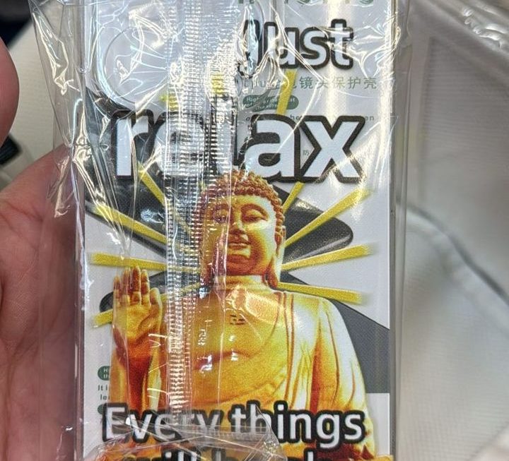 $9 手機殼門口位