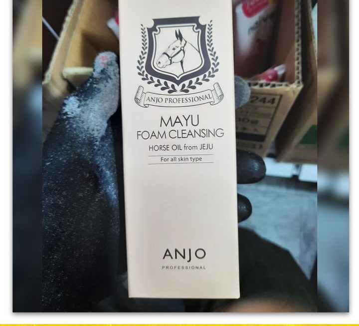 ANJO濟州馬油潤護洗面乳~$15