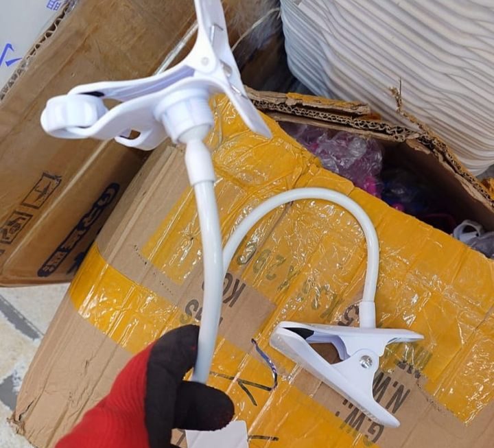 $5 懶人手機夾門口位