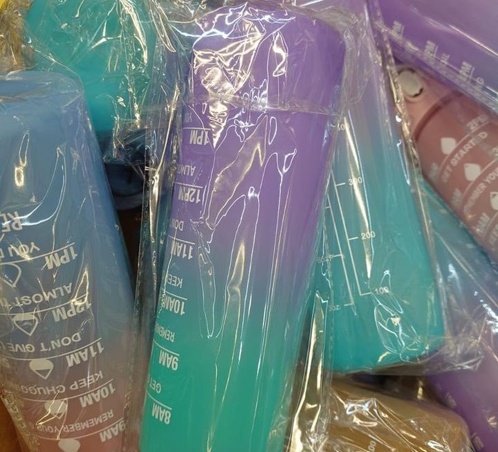 $10 細水樽
