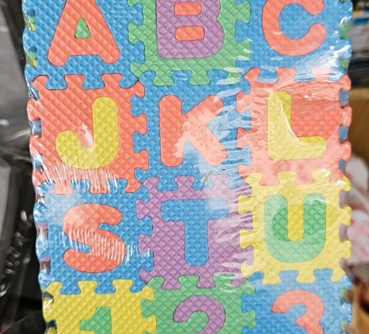 5＄ 細張擺設門口位