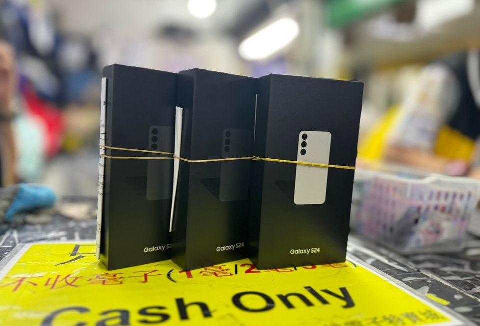 Samsung S24 $4550
