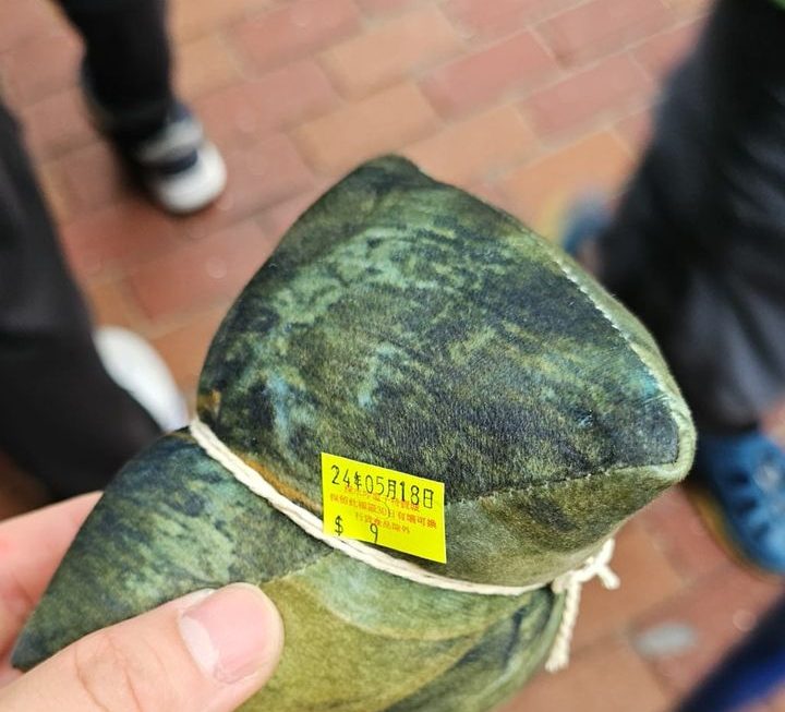 ＄9 軟公仔 門口位