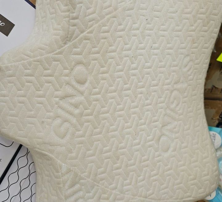 $69 枕頭 門口位