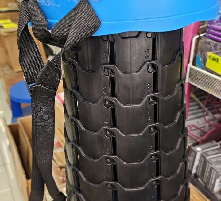 $29  圓形摺凳門口位