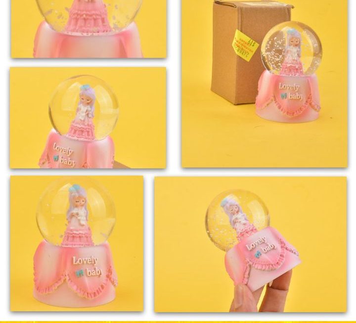 Lovely baby水晶球擺設~$19