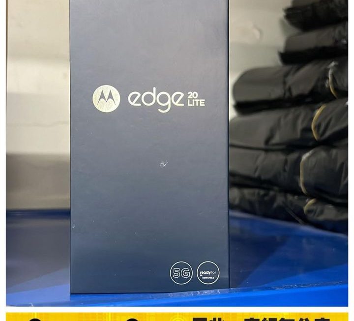 Motorola Edge 20 Lite ~$720
