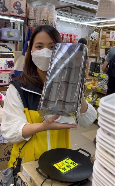 亞妹推介😆😆自動蛋蛋滾動盒 ~$39
