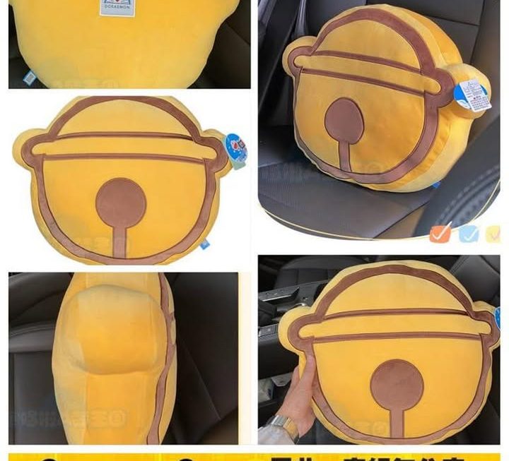 超舒服勁好攬 多啦A夢鈴噹抱枕~$55