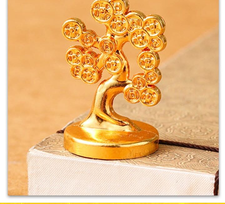 金色的發財樹擺設~$5